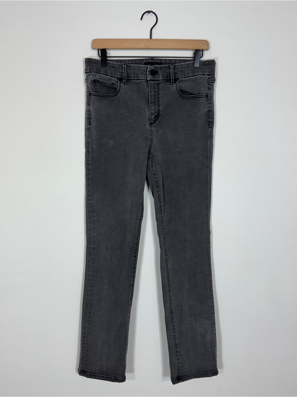 WJ2 {Ann Taylor} "The Straight" Charcoal Gray Stovepipe Cigarette Denim Jeans